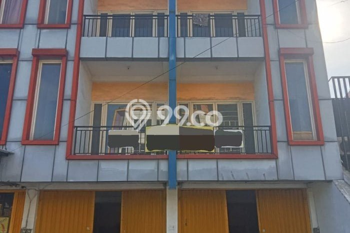 Ruko Komersial Disewakan di Karangpilang Surabaya Luas 229m2 Ruko Komersial Disewakan di Karangpilang Surabaya Luas 229m2