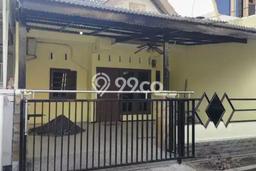 For Sale Rumah 2 Kamar Lokasi Strategis Bagus dan Strategis di Waru For Sale Rumah 2 Kamar Lokasi Strategis Bagus dan Strategis di Waru
