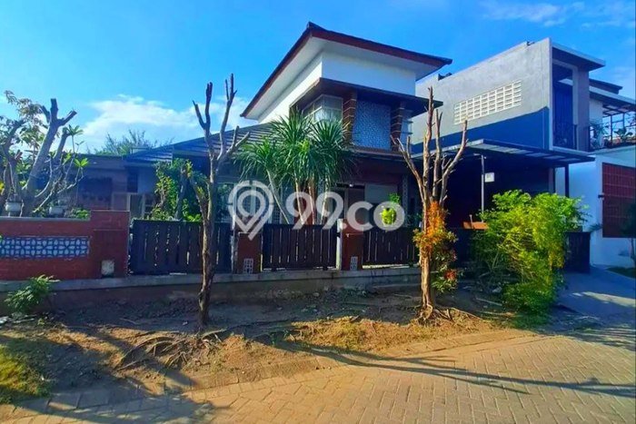 Rumah area Gedangan, Sidoarjo, Luas 233m2m² Bangunan 200m2m² - SEGERA MILIKI! Rumah area Gedangan, Sidoarjo, Luas 233m2m² Bangunan 200m2m² - SEGERA MILIKI!