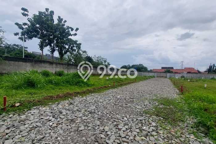 Tanah Strategis Dijual di Setu Tangerang Selatan 111m2 Tanah Strategis Dijual di Setu Tangerang Selatan 111m2