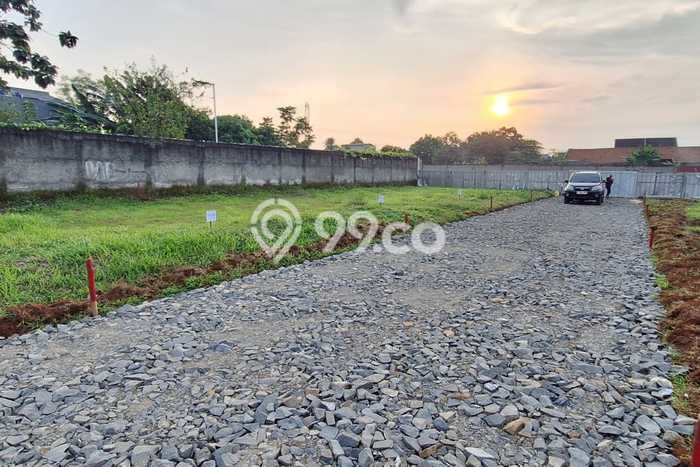 Tanah Kosong Dijual di Tangerang Selatan dengan Area 111m2 Tanah Kosong Dijual di Tangerang Selatan dengan Area 111m2