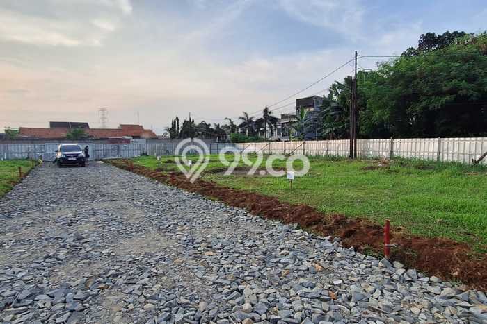 Tanah Kosong Dijual di Tangerang Selatan dengan Area 111m2 Tanah Kosong Dijual di Tangerang Selatan dengan Area 111m2