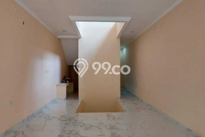 Ruko Kawasan Bisnis di , Luas 450m2m², Mainroad Ruko Kawasan Bisnis di , Luas 450m2m², Mainroad