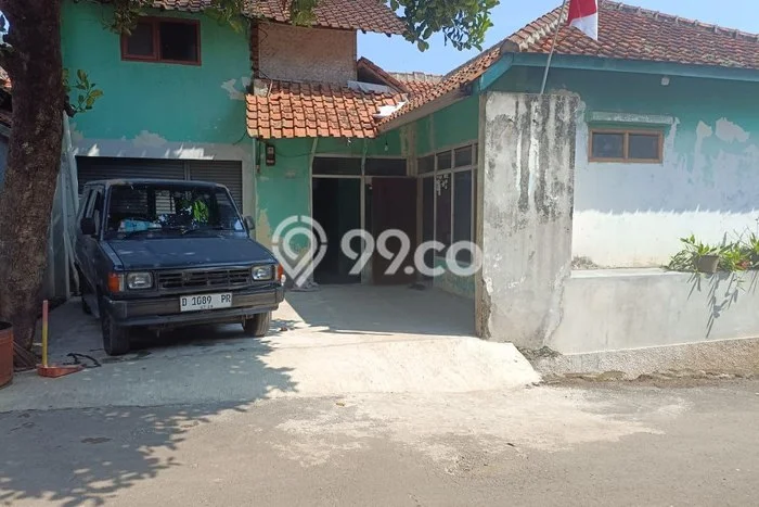 Bisa KPR! Rumah Asri di Baleendah, LT 140m2m² LB 230m2m² Bisa KPR! Rumah Asri di Baleendah, LT 140m2m² LB 230m2m²