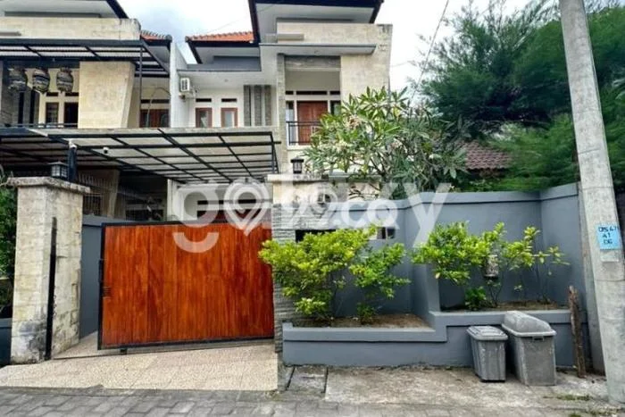 Properti Berkualitas! Vila Kawasan Denpasar Selatan, Luas 150m2m², Area Nyaman dan tenang Properti Berkualitas! Vila Kawasan Denpasar Selatan, Luas 150m2m², Area Nyaman dan tenang