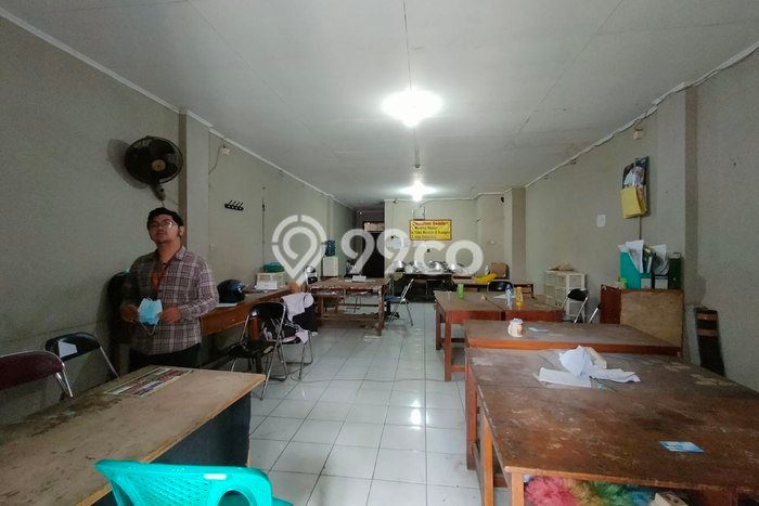 FOR RENT! Ruko di Peta Cocok untuk Bisnis 150m2 FOR RENT! Ruko di Peta Cocok untuk Bisnis 150m2