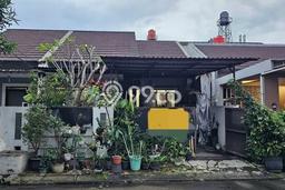 Rumah Luas Asri 3 KT Siap Huni di Taman Kopo Indah Bandung Rumah Luas Asri 3 KT Siap Huni di Taman Kopo Indah Bandung