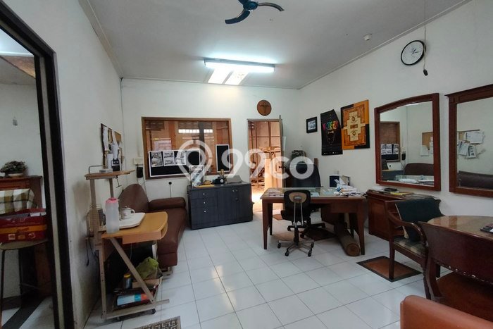 Gudang Dijual di Prime Area Bandung Luas 225m2 Gudang Dijual di Prime Area Bandung Luas 225m2
