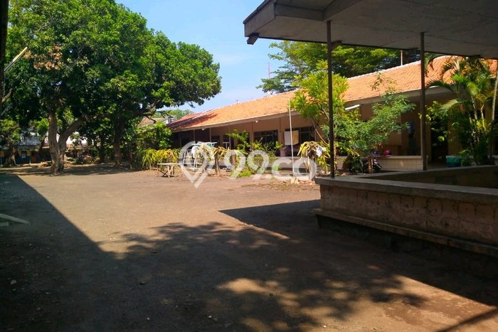 AREA TERBAIK! Ruko Kawasan , Luas 665m2m², Keramaian Terjamin AREA TERBAIK! Ruko Kawasan , Luas 665m2m², Keramaian Terjamin