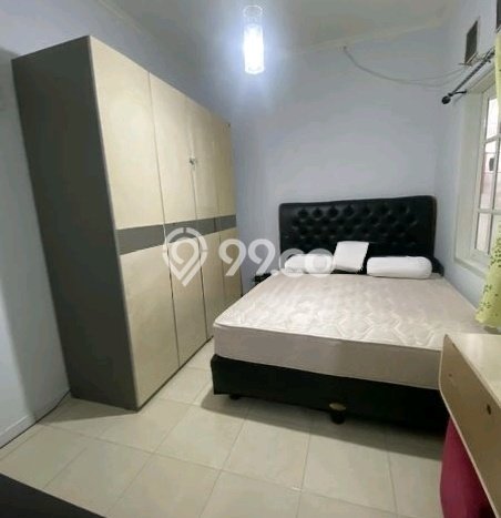 Lokasi strategis! Rumah siap pakai disewakan di Gedangan LB 100m2 Lokasi strategis! Rumah siap pakai disewakan di Gedangan LB 100m2