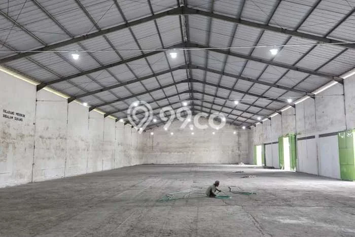 FOR RENT! Gudang di Kediri Cocok untuk Bisnis 2500m2 FOR RENT! Gudang di Kediri Cocok untuk Bisnis 2500m2