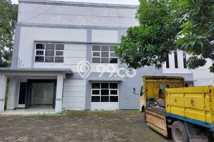 Gudang Paling Dicari LB 3100m2 Dijual di Krian Gudang Paling Dicari LB 3100m2 Dijual di Krian