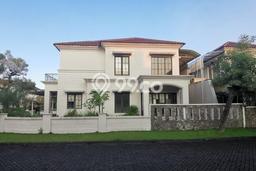 For Sale Rumah Mewah Exclusive di Lakarsantri, Surabaya For Sale Rumah Mewah Exclusive di Lakarsantri, Surabaya