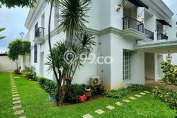 For Sale Rumah Mewah Exclusive di Kebayoran Lama, Jakarta Selatan For Sale Rumah Mewah Exclusive di Kebayoran Lama, Jakarta Selatan