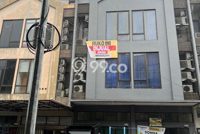 Untuk Dijual! Ruko di Bintaro Jakarta Selatan LT 68m2 / LB 280m2 Kawasan Bisnis Untuk Dijual! Ruko di Bintaro Jakarta Selatan LT 68m2 / LB 280m2 Kawasan Bisnis