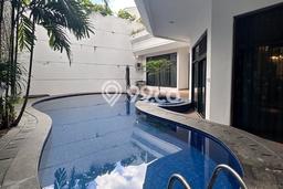 Rumah Luxury Modern Siap Huni di Mega Kuningan Jakarta Selatan Rumah Luxury Modern Siap Huni di Mega Kuningan Jakarta Selatan