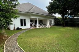 Hunian Mewah LB 500m2 Siap Pakai Desain Elegan di Cipete, Jakarta Selatan Hunian Mewah LB 500m2 Siap Pakai Desain Elegan di Cipete, Jakarta Selatan