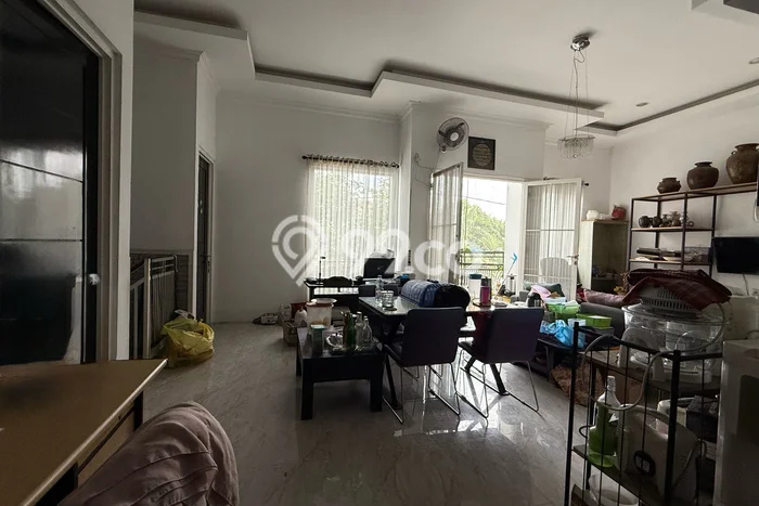 Dijual Cepat Rumah Bagus Siap Huni LB 300m2 di Sidoarjo, Sidoarjo Dijual Cepat Rumah Bagus Siap Huni LB 300m2 di Sidoarjo, Sidoarjo