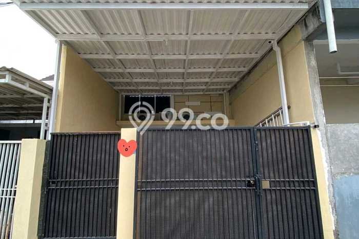For Sale Rumah 2 Kamar Lokasi Strategis Bagus dan Strategis di Rungkut For Sale Rumah 2 Kamar Lokasi Strategis Bagus dan Strategis di Rungkut