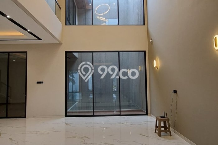 Dijual Rumah Luas Megah Dengan View Cantik di Citraland, Surabaya Dijual Rumah Luas Megah Dengan View Cantik di Citraland, Surabaya