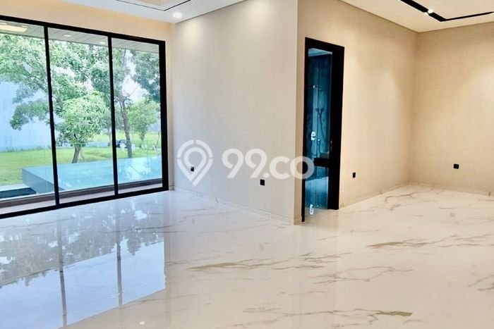 For Sale! Luxury House LT 264m2 Desain Elegan di Surabaya Kota For Sale! Luxury House LT 264m2 Desain Elegan di Surabaya Kota