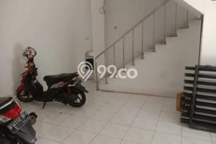 Ruko Paling Dicari LB 300m2 Dijual di Matraman Ruko Paling Dicari LB 300m2 Dijual di Matraman
