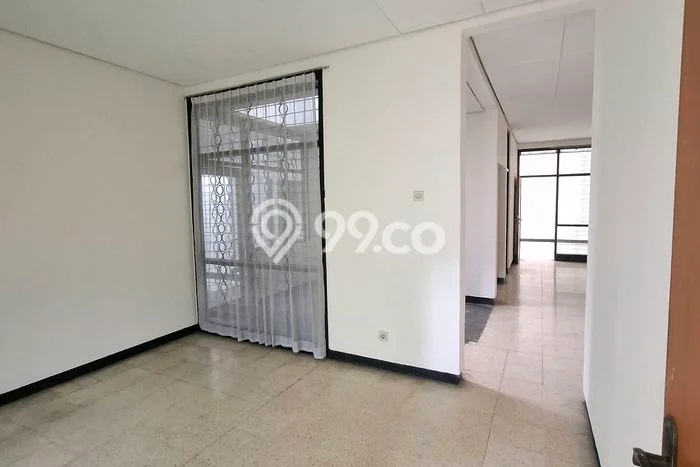 Siap Huni Hunian Elit 4 Kamar di Babakan Ciparay Dekat ke Mana Saja Siap Huni Hunian Elit 4 Kamar di Babakan Ciparay Dekat ke Mana Saja