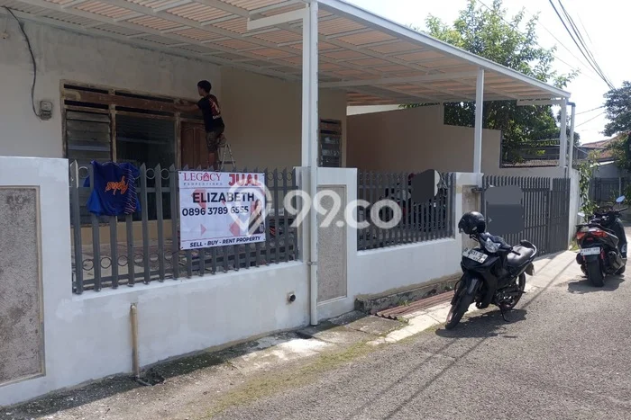 For Sale Rumah 4 Kamar Lokasi Ideal Nyaman dan Strategis di Babakan Ciparay For Sale Rumah 4 Kamar Lokasi Ideal Nyaman dan Strategis di Babakan Ciparay