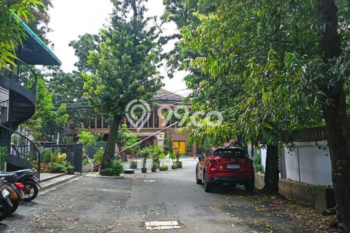 Dijual Rumah Mewah Exclusive di Kebayoran Baru, Jakarta Selatan Dijual Rumah Mewah Exclusive di Kebayoran Baru, Jakarta Selatan