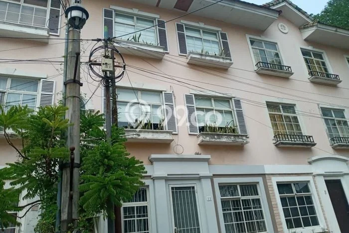Disewakan Rumah Harga Terjangkau di Lippo Karawaci Tangerang dengan 2 KT Disewakan Rumah Harga Terjangkau di Lippo Karawaci Tangerang dengan 2 KT