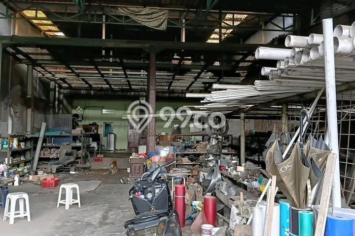 Unit Gudang Dijual di Cirebon LT 330m2 & LB 330m2 Unit Gudang Dijual di Cirebon LT 330m2 & LB 330m2