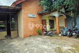 Rumah Luxury Modern Tanpa Renovasi di Pejaten Jakarta Selatan Rumah Luxury Modern Tanpa Renovasi di Pejaten Jakarta Selatan