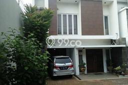 Ready to Use! Premium House LT 310m2 Desain Elegan di Wijaya Ready to Use! Premium House LT 310m2 Desain Elegan di Wijaya