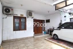 Rumah Luxury Modern Tanpa Renovasi di Kalibata Jakarta Selatan Rumah Luxury Modern Tanpa Renovasi di Kalibata Jakarta Selatan