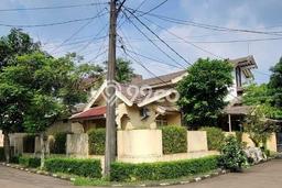 Jual Rumah Mewah Elegan Dengan View Eksklusif di Bintaro, Tangerang Selatan Jual Rumah Mewah Elegan Dengan View Eksklusif di Bintaro, Tangerang Selatan