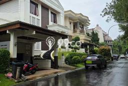 Rumah Elit LB 435m2 Siap Pakai Desain Elegan di BSD, Tangerang Rumah Elit LB 435m2 Siap Pakai Desain Elegan di BSD, Tangerang
