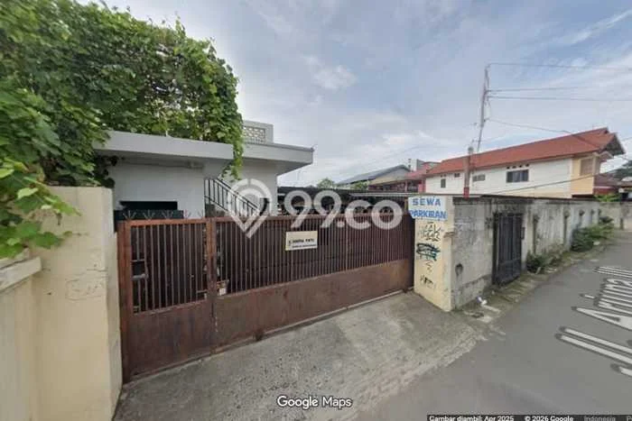 Rumah Luas Asri 2 KT Siap Pakai di Utan Kayu Jakarta Timur Rumah Luas Asri 2 KT Siap Pakai di Utan Kayu Jakarta Timur