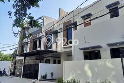 Jual Rumah Strategis Bagus Punya 3 KT di Senen Jakarta Pusat SHM Jual Rumah Strategis Bagus Punya 3 KT di Senen Jakarta Pusat SHM