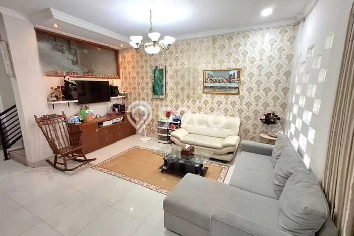 Jual Rumah Minimalis Bagus Punya 5 KT di Cibinong Bogor SHM Jual Rumah Minimalis Bagus Punya 5 KT di Cibinong Bogor SHM