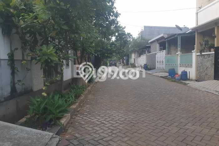 Rumah Modern Cantik 4 KT Bisa Langsung Pindah di Bojong Gede Rumah Modern Cantik 4 KT Bisa Langsung Pindah di Bojong Gede