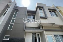 Jual Rumah Luas Elegan Dengan View Cantik di Gading Serpong, Tangerang Jual Rumah Luas Elegan Dengan View Cantik di Gading Serpong, Tangerang