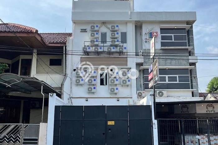 Rumah Kost Dijual Lokasi BSD, Tangerang Selatan, 39 Kamar Tidur, 39 Kamar Mandi, 400m2 Rumah Kost Dijual Lokasi BSD, Tangerang Selatan, 39 Kamar Tidur, 39 Kamar Mandi, 400m2
