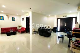 For Sale! Premium House LT 900m2 Desain Modern di Surabaya Kota For Sale! Premium House LT 900m2 Desain Modern di Surabaya Kota