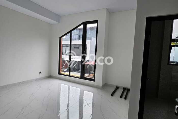 Rumah Luxury Modern Tanpa Renovasi di Alam Sutera Tangerang Rumah Luxury Modern Tanpa Renovasi di Alam Sutera Tangerang