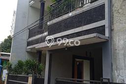 Rumah Modern Cantik 6 Kamar Siap Huni di Ciputat Timur Rumah Modern Cantik 6 Kamar Siap Huni di Ciputat Timur