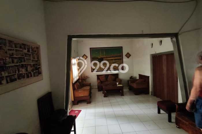 Ready to Use! Premium House LT 185m2 Desain Modern di Pajajaran Ready to Use! Premium House LT 185m2 Desain Modern di Pajajaran