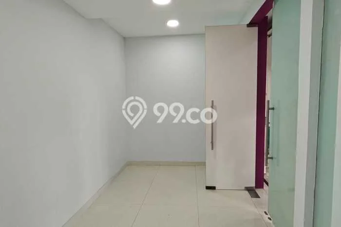 Ruko untuk Disewa di Pusat Tangerang Luas Bangunan 270m2 Ruko untuk Disewa di Pusat Tangerang Luas Bangunan 270m2