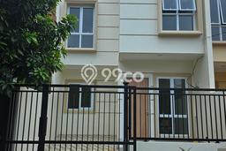 For Sale Hunian Rumah Terawat 3 KT di Sektor 7A/B-Gading Serpong, Tangerang For Sale Hunian Rumah Terawat 3 KT di Sektor 7A/B-Gading Serpong, Tangerang