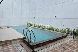 Rumah Cantik Siap Huni Di BSD Luas 280m2 Aman Rumah Cantik Siap Huni Di BSD Luas 280m2 Aman