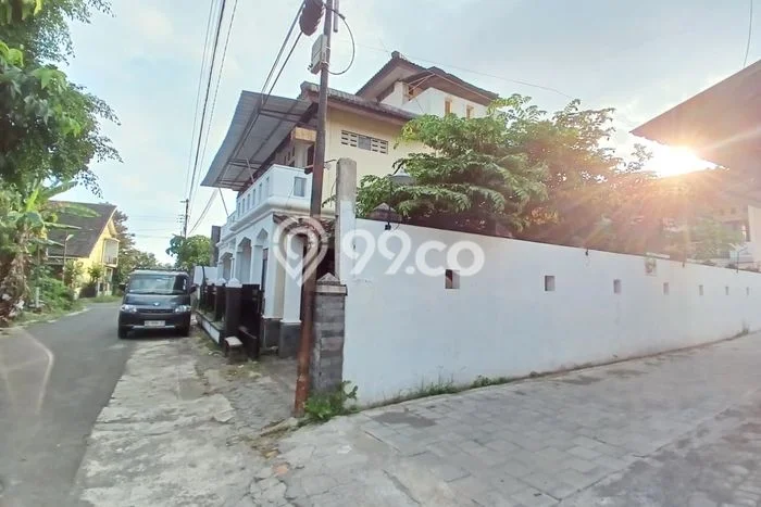 Peluang Investasi! Rumah Kost Dijual di Wirobrajan, Yogyakarta, 22 KT, 8 KM, Luas 405m2 Peluang Investasi! Rumah Kost Dijual di Wirobrajan, Yogyakarta, 22 KT, 8 KM, Luas 405m2